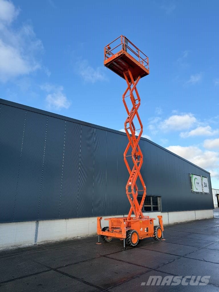 SkyJack sj6832 RT Makazaste platforme