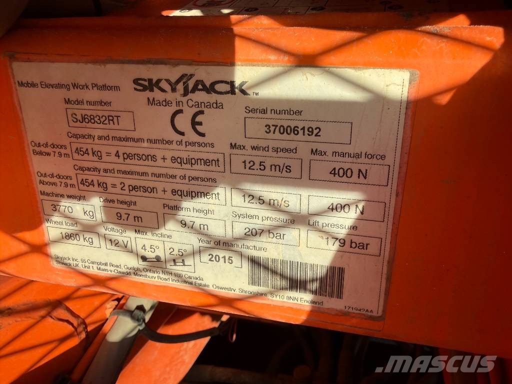 SkyJack sj6832 RT Makazaste platforme