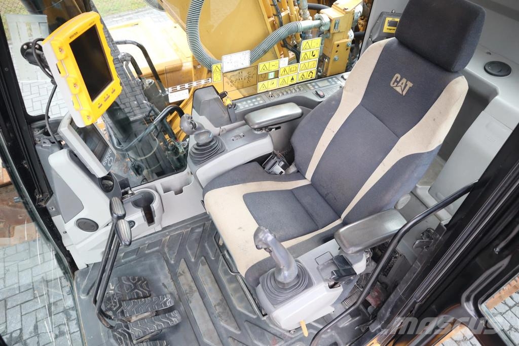CAT 323 FL | 3D GPS | ROTOTILT | RIPPER | 3X BUCKET Rupsgraafmachines