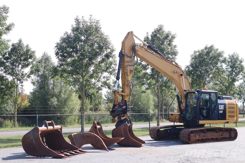 CAT 323 FL | 3D GPS | ROTOTILT | RIPPER | 3X BUCKET Rupsgraafmachines