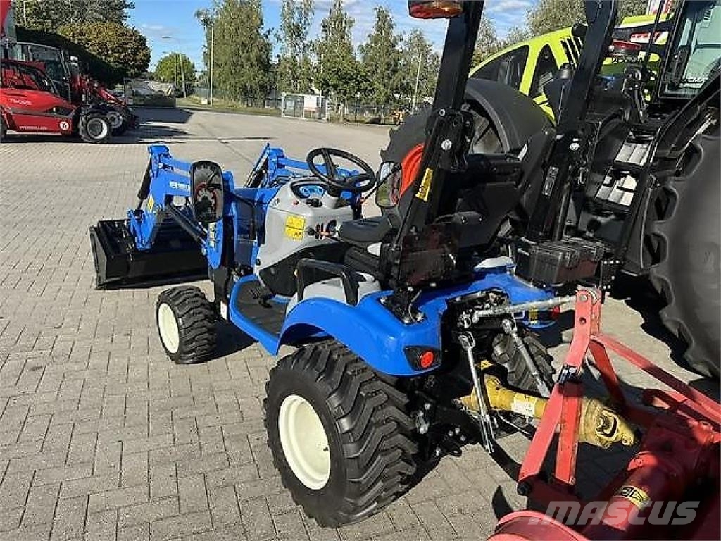 New Holland Boomer 25 C + Sauerburger UMN 1400 Traktorji