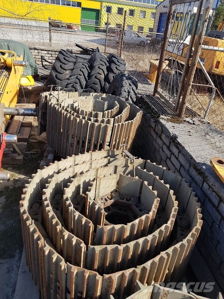 Liebherr R904,R914,R922 - ID 10037713 - TRACK CHAIN 600MM Bånd, kæder og understel