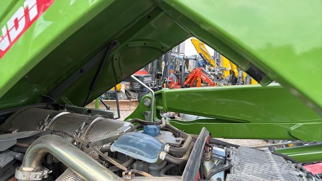 Fendt 211 F Vario Τρακτέρ