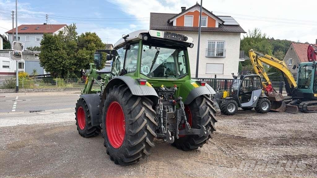 Fendt 211 F Vario Tractores