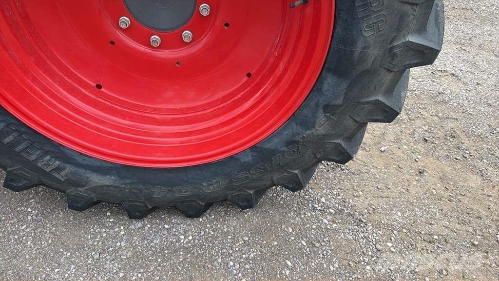 Fendt 211 F Vario Tractores