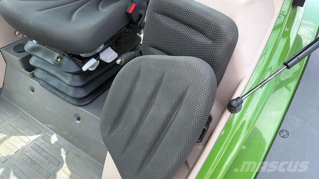 Fendt 211 F Vario Τρακτέρ