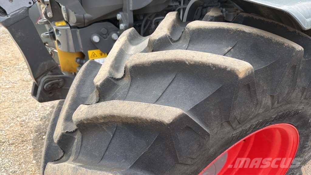 Fendt 211 F Vario Tractores