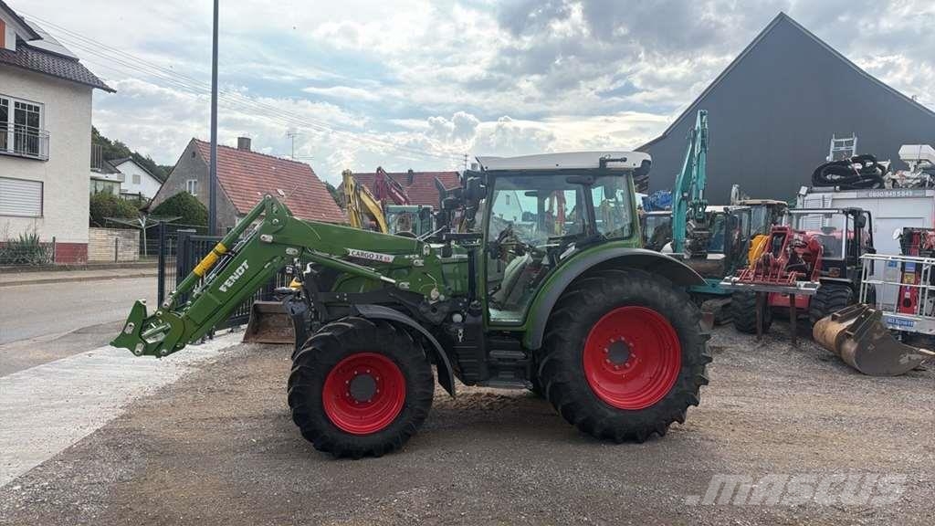 Fendt 211 F Vario Τρακτέρ