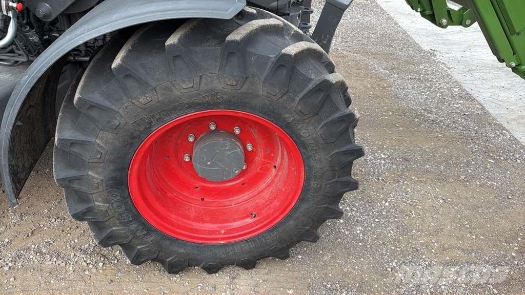 Fendt 211 F Vario Tractores