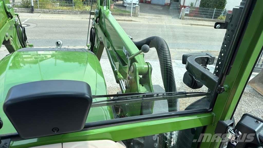 Fendt 211 F Vario Τρακτέρ