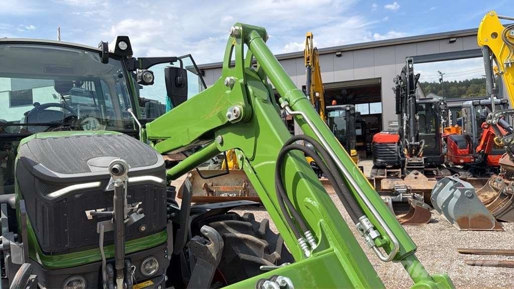 Fendt 211 F Vario Τρακτέρ