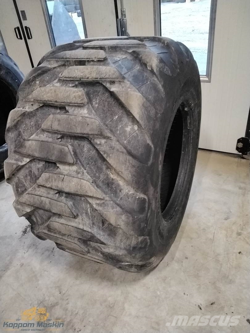 Trelleborg T480 800/40x26,5 Tyres, wheels and rims