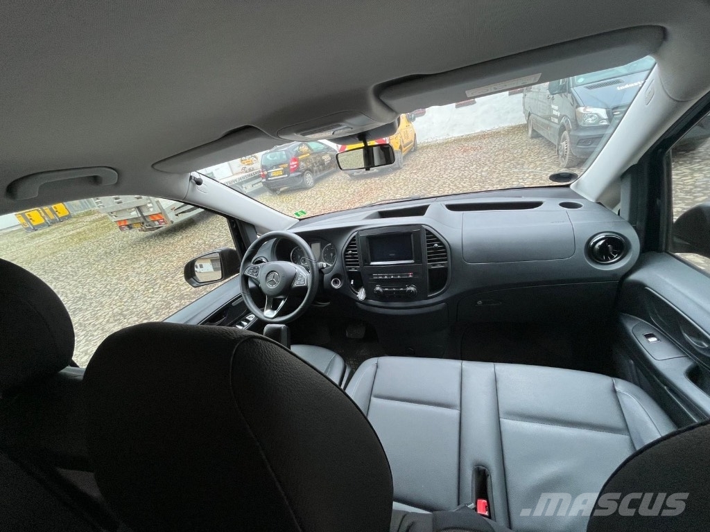 Mercedes-Benz Vito Tourer 114 CDI 자동차