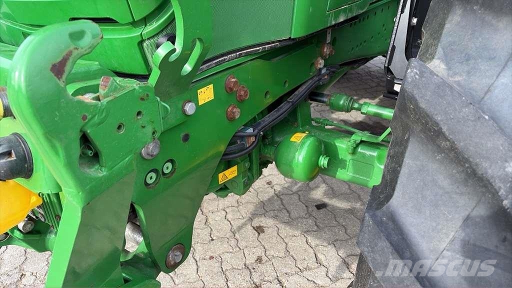 John Deere 6R 155 Traktori