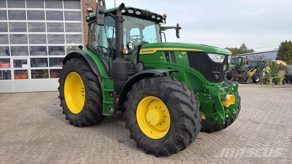 John Deere 6R 155 Traktori