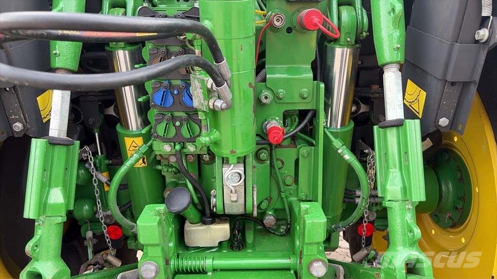 John Deere 6R 155 Traktori