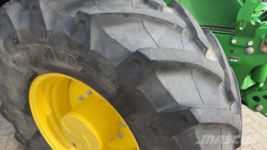John Deere 6R 155 Traktori