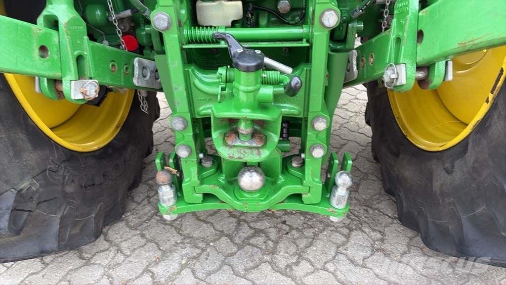 John Deere 6R 155 Traktori
