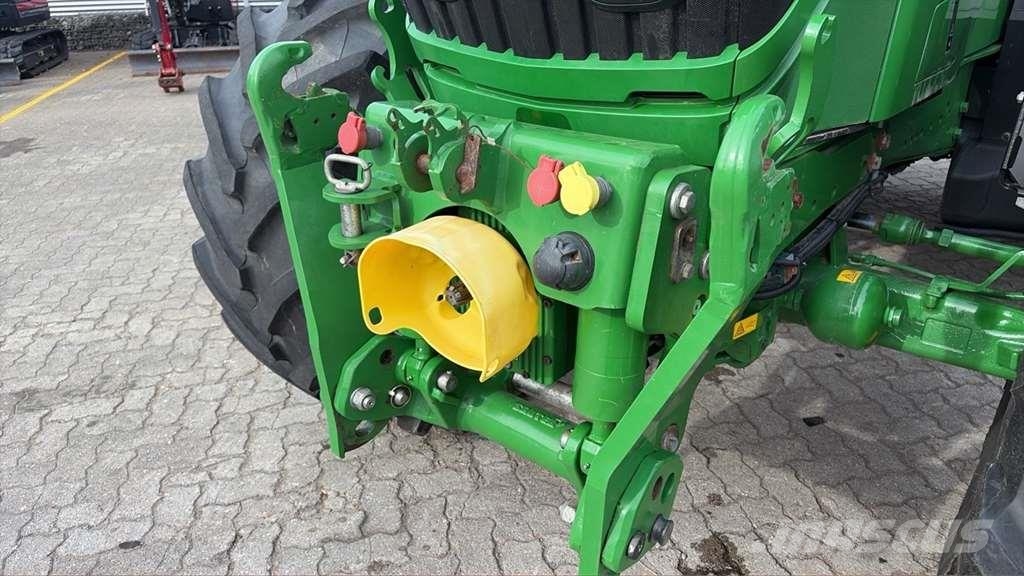 John Deere 6R 155 Traktori