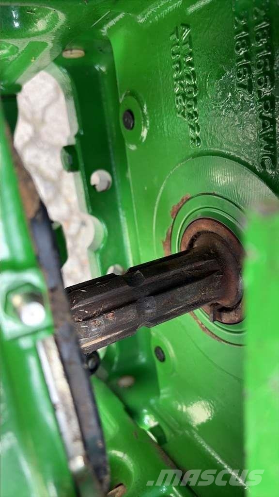 John Deere 6R 155 Traktori