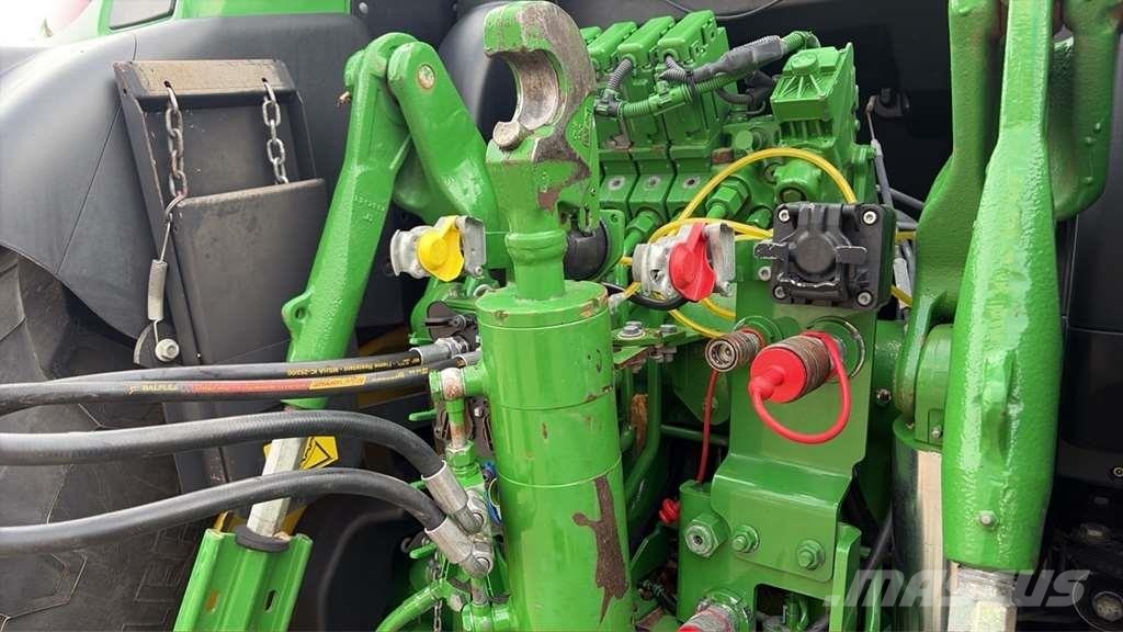 John Deere 6R 155 Traktori