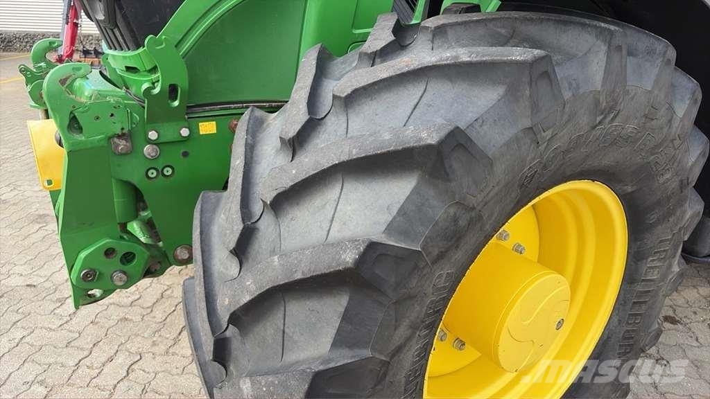 John Deere 6R 155 Traktori