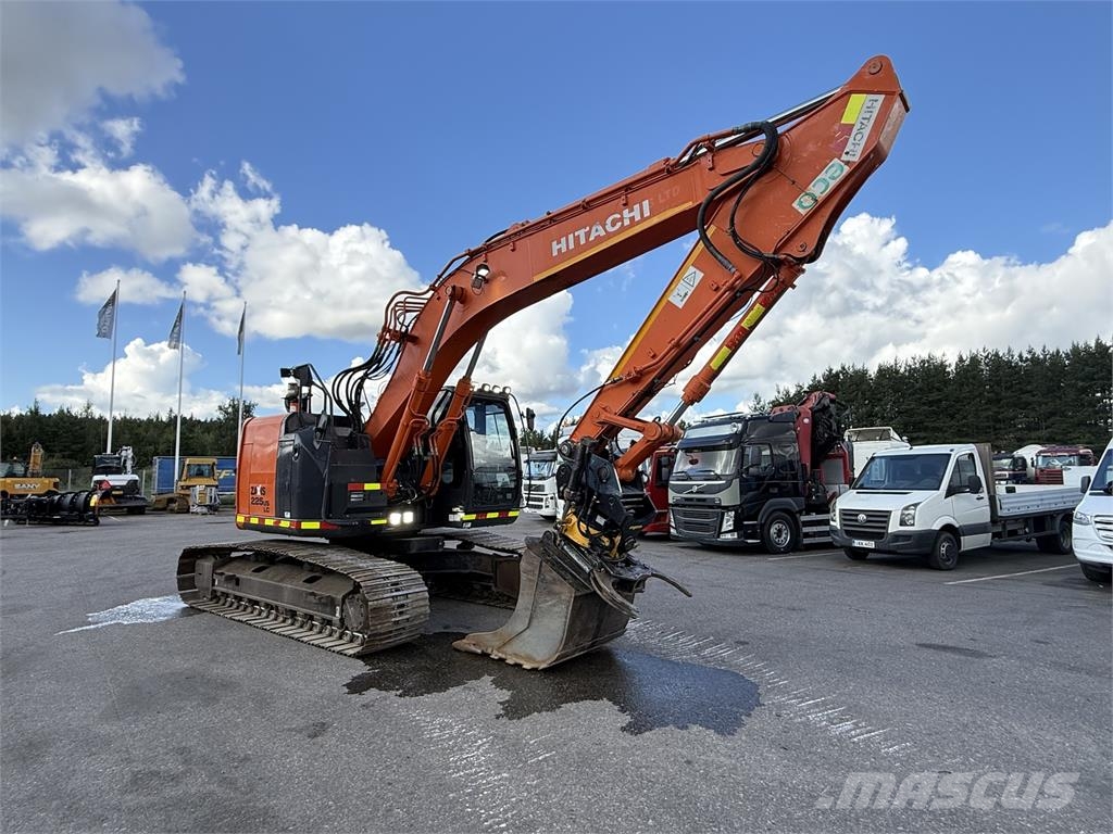 Hitachi ZX225 US LC-5 Excavadoras sobre orugas