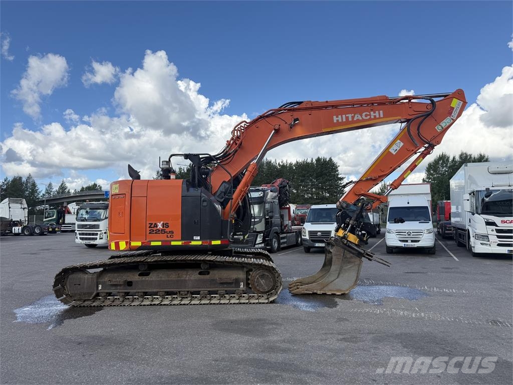 Hitachi ZX225 US LC-5 Excavadoras sobre orugas