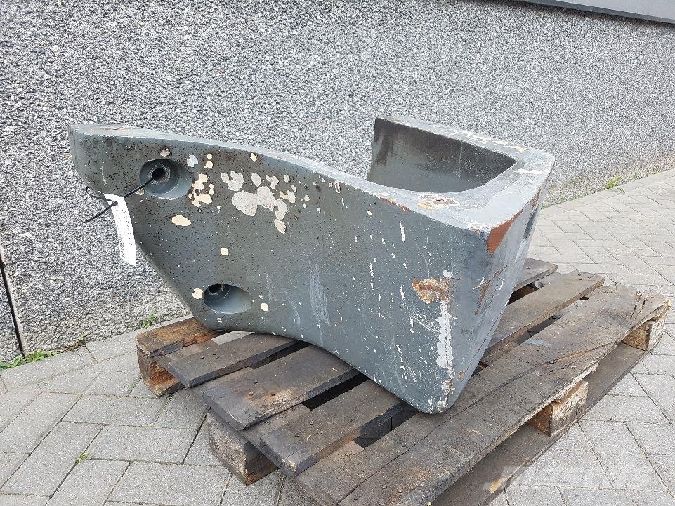 Liebherr L514 - 8925057 - Counterweight/Heckgewicht Chasís