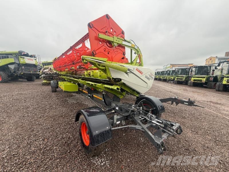 CLAAS TRION 750 TERRA TRAC Combine de secerat