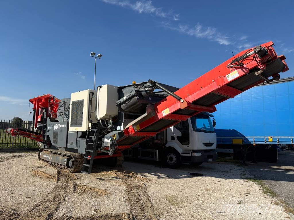 Sandvik QJ 241 Concasseur mobile