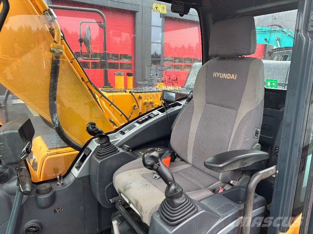 Hyundai Robex 160 / Pyörittäjä, Rasvari, Hyvä alakerta! Excavadoras sobre orugas