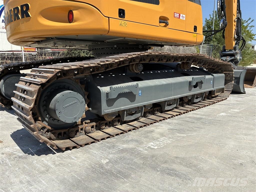 Liebherr R 920 Compact Litronic Crawler excavators