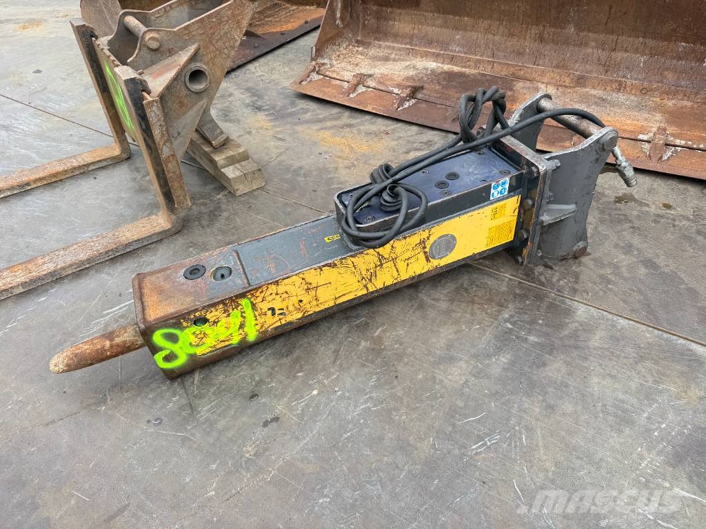 Mecalac 10MCR - Many extra attachments! Auto Lube Rupsgraafmachines