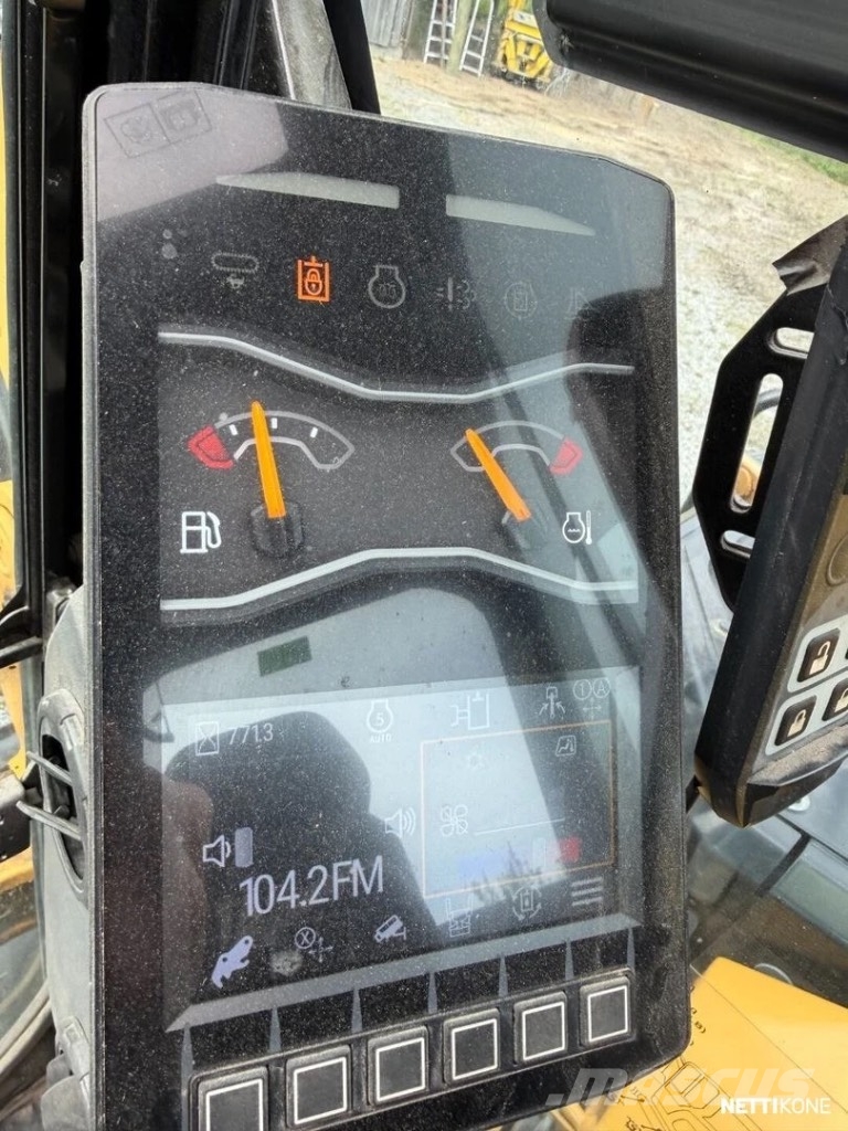 CAT 306 CR Mini ekskavatörler, 7 tona dek