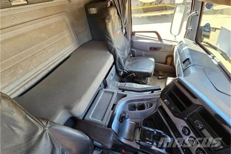 UD TRUCKS QUON Otros camiones