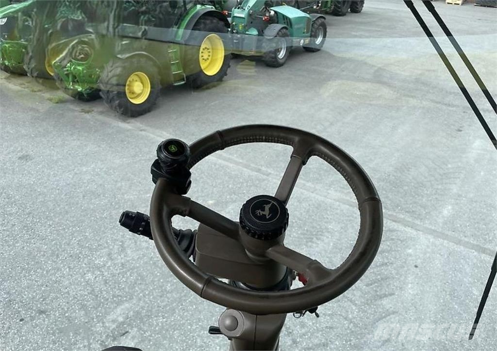 John Deere 8600 mit 460Plus Stalkbuster Ajosilppurit