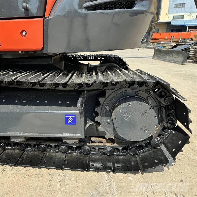 Kubota KX 183-3 中型挖掘机