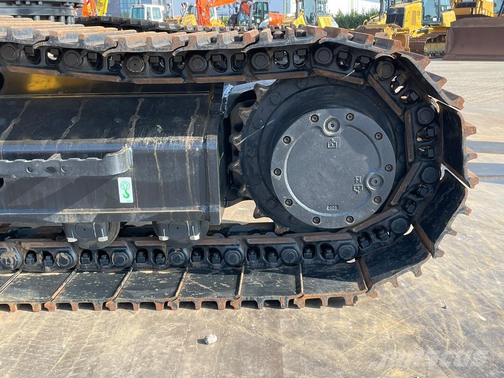 CAT 324 Bagri goseničarji