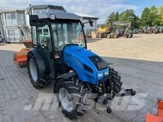 Landini Mistral 50 mit vielen Anbaugeräten Traktoriai