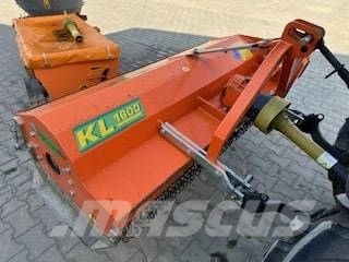 Landini Mistral 50 mit vielen Anbaugeräten Traktoriai