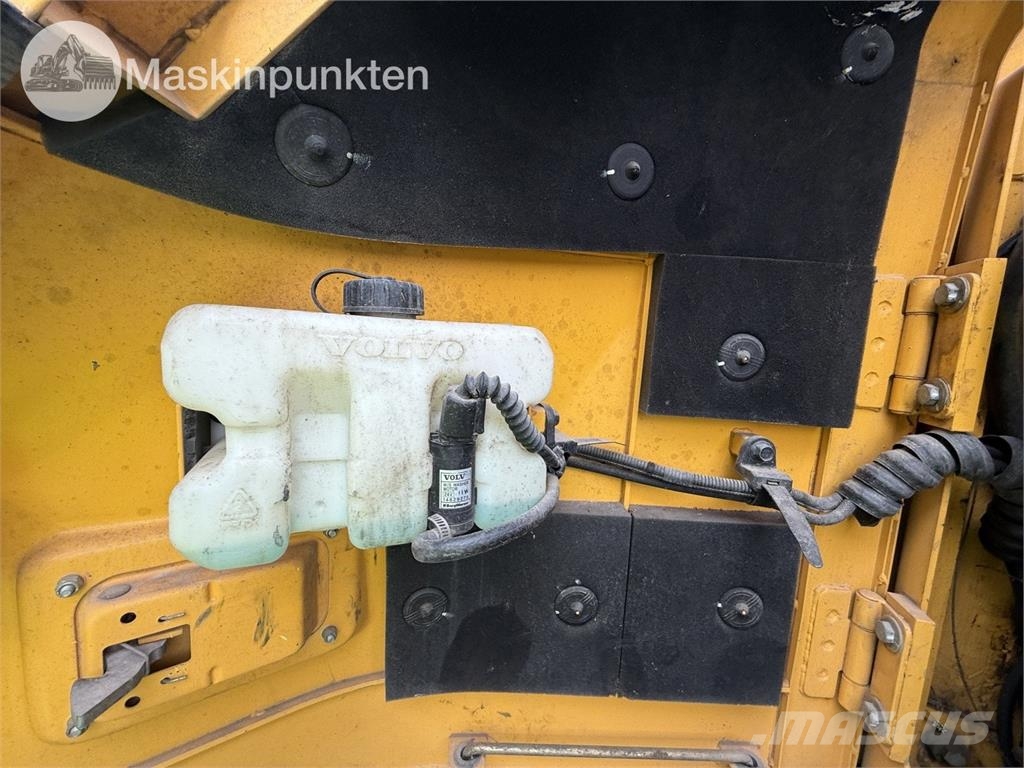 Volvo ECR145DL Telakaivukoneet