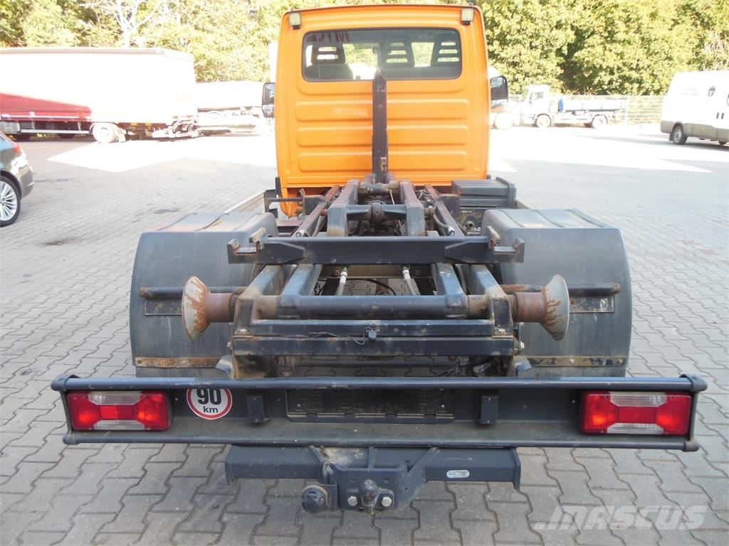 Iveco Daily 65C15, Hákový nosič kontejnerů CTS 303 Vrachtwagen met containersysteem