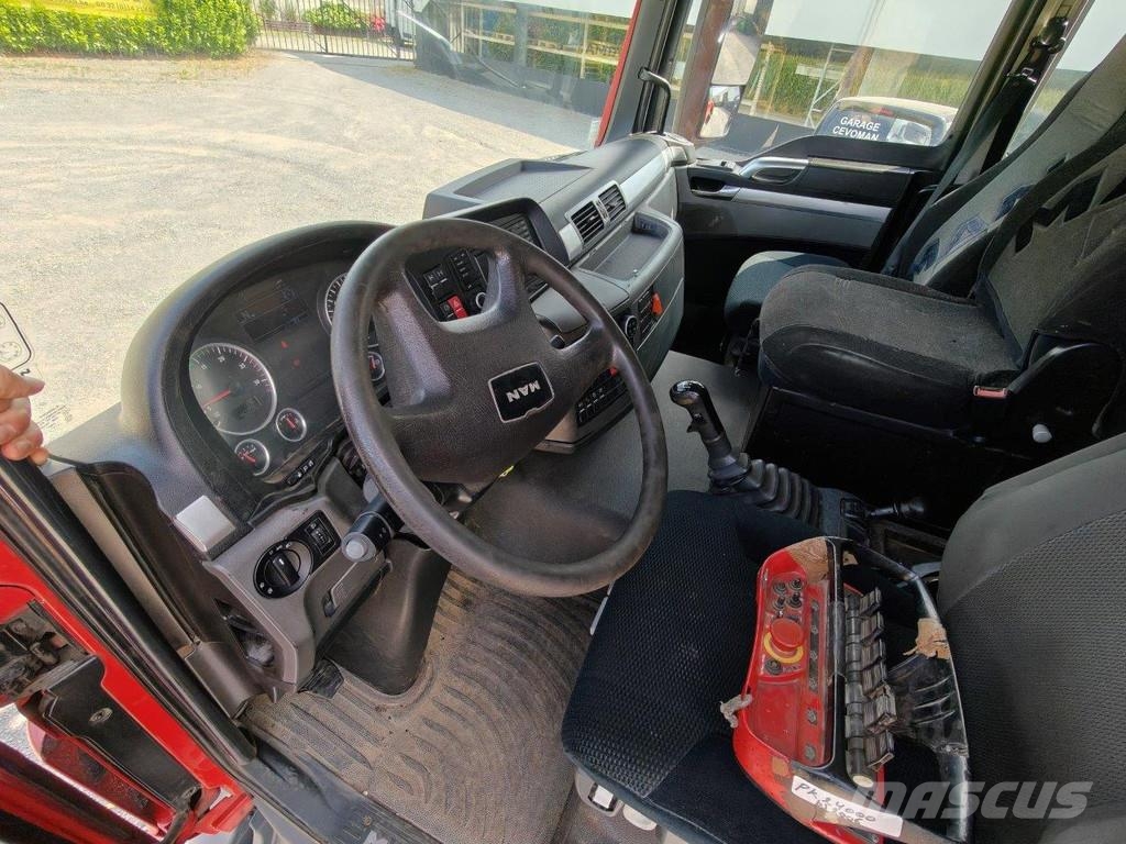 MAN TGS 35.440 8x4 tridem Euro6 Containertruck + Palfi Treileri ar āķi