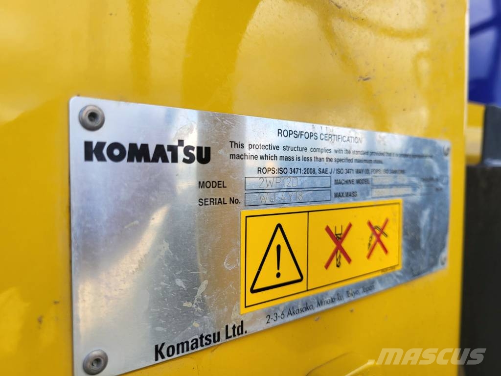 Komatsu WA485-11E0 لوادر بعجل