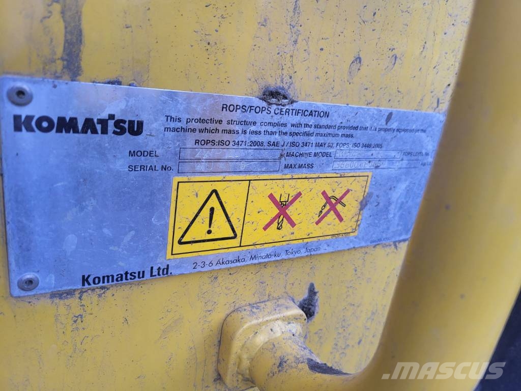 Komatsu WA485-11E0 Pás carregadoras de rodas