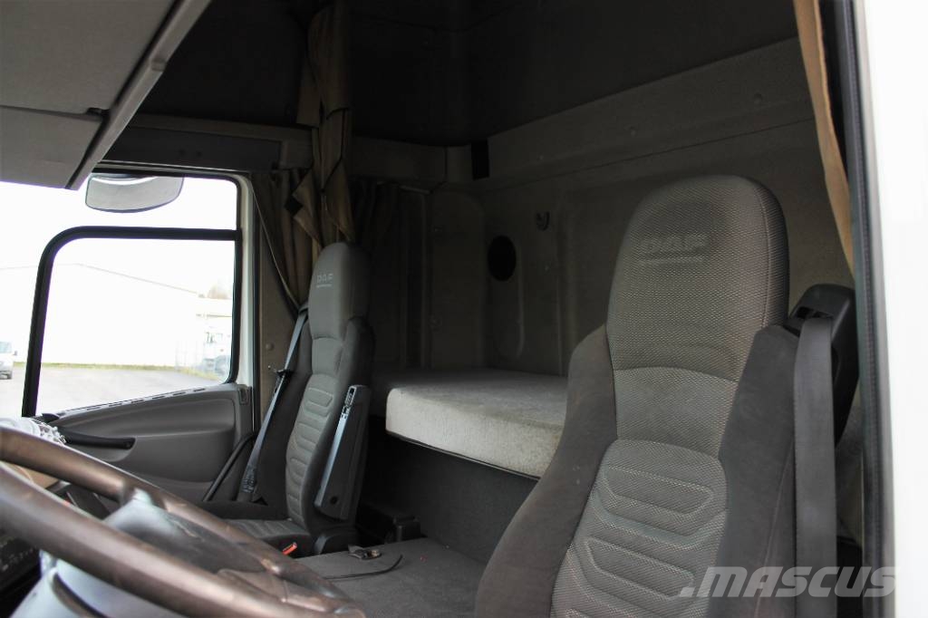 DAF CF 85.460 Camiones polibrazo