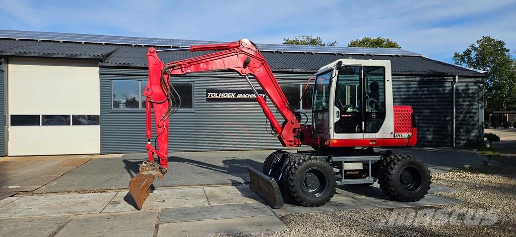 Takeuchi TB175 W Midi bagri 7t – 12t