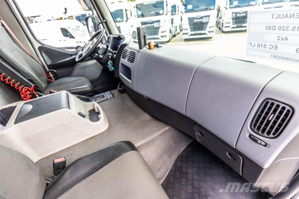 Renault D19.320 DXI+DHOLLANDIA 2T. Camion Fourgon
