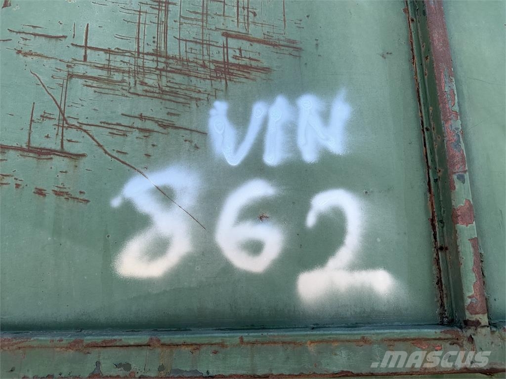 VIN 862 - KUKA jednostranný vyklápač prives VIN 862 Remolques volquete